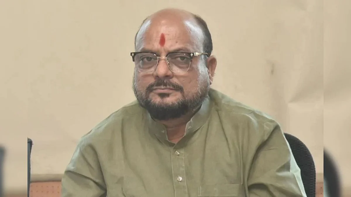 गुलाबराव पाटील, दोन हात करायला तयार रहा!