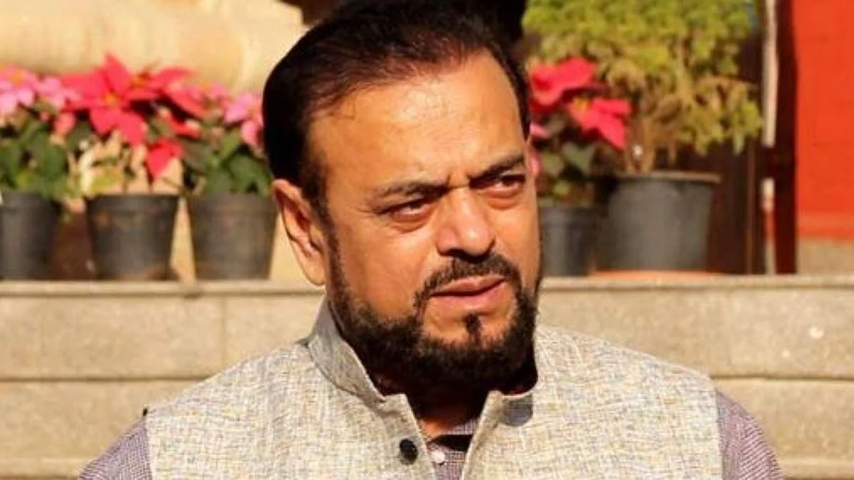 Abu Azami :