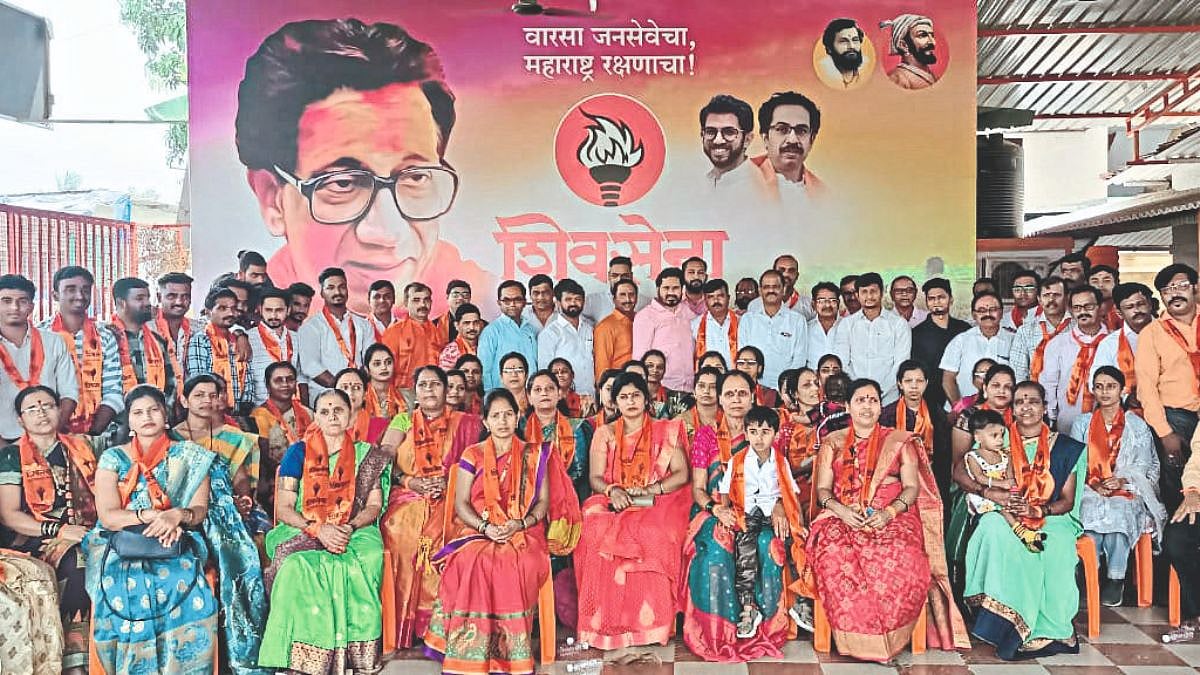 Shinde group's leader joins Shiv Sena