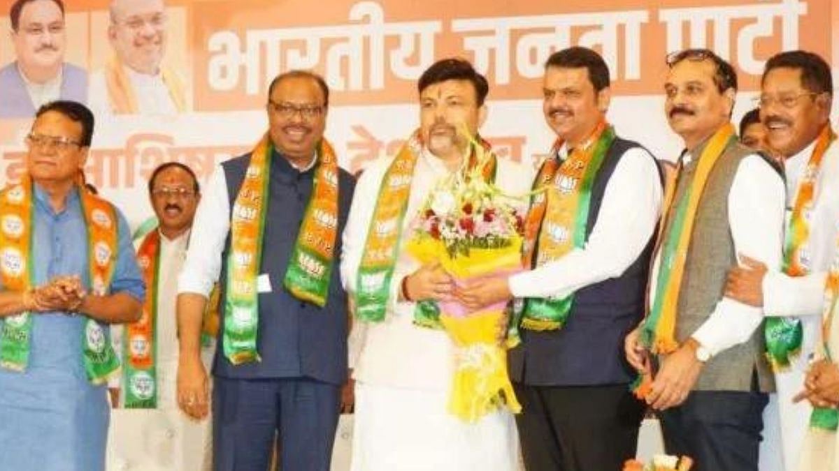 Ashish Dedhmukh Join BJP