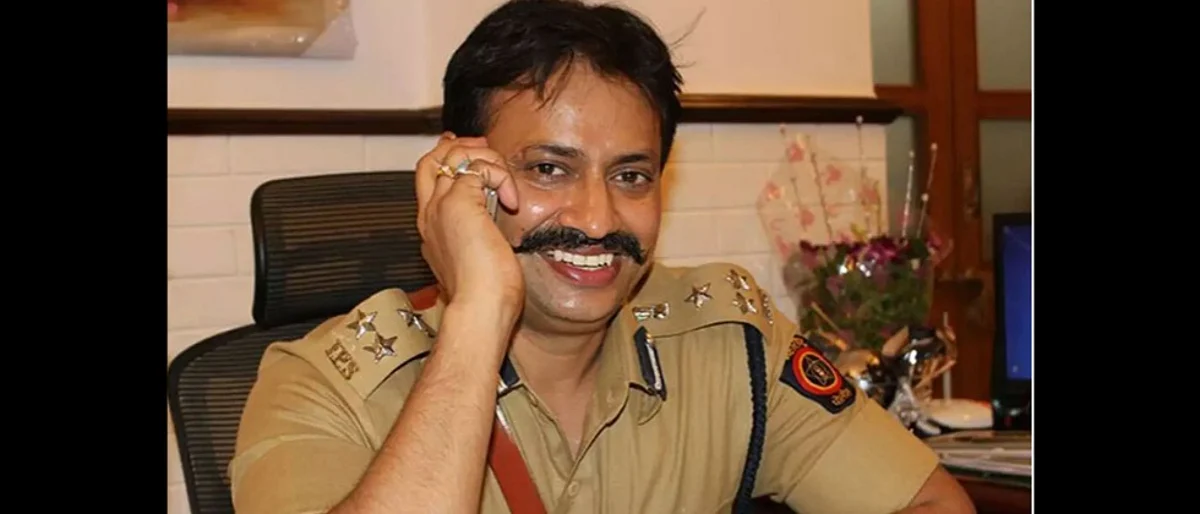 माझे वेषांतर हे नाटक नसतं.. राजकीयच नव्हे प्रशासकीयही दबाव असतो!