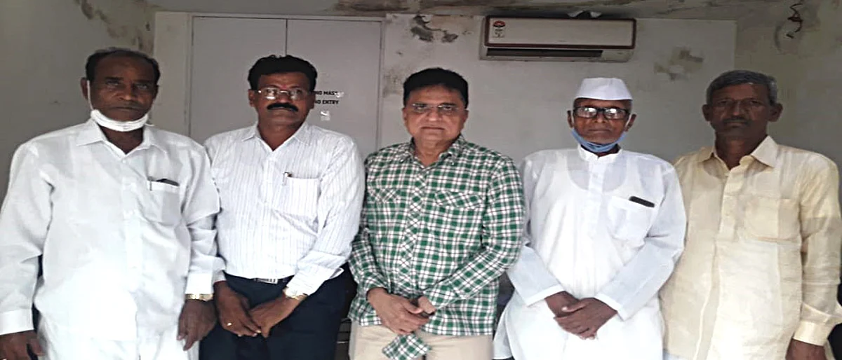 जरंडेश्वरचे संचालक किरीट सोमय्यांच्या भेटीला; गुरू कमोडिटीसह बँकांवर कारवाईची केली मागणी