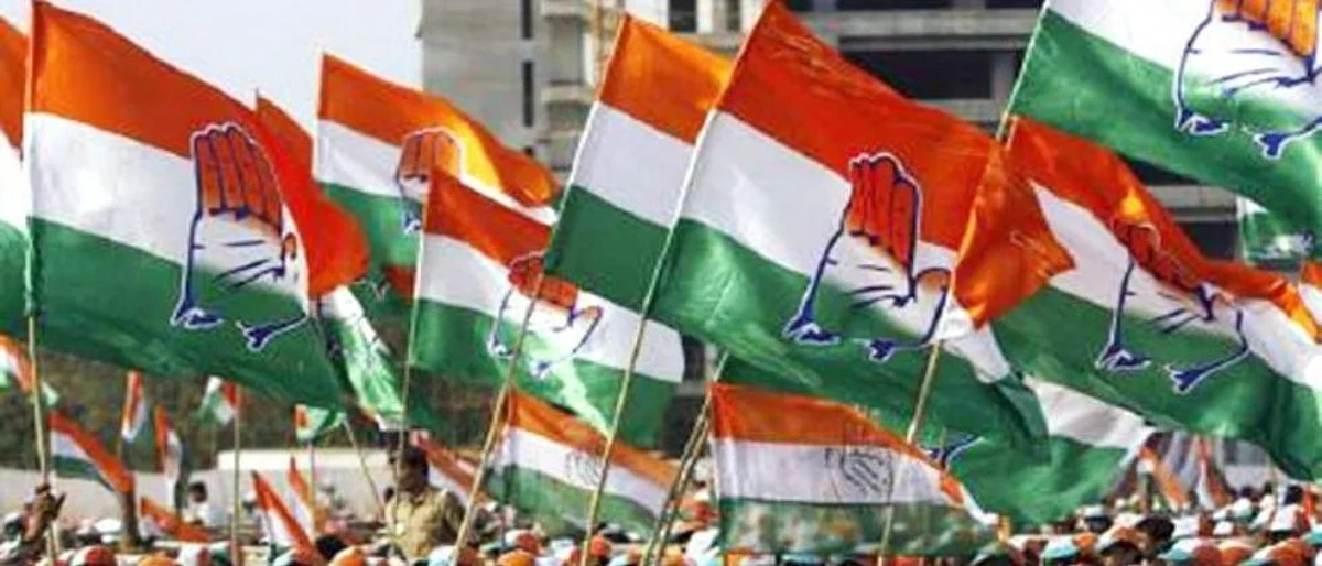 महिला काँग्रेसच्या माजी प्रदेशाध्यक्षांना पक्षाच्या नेत्यानेच घातला ३२ लाखांचा गंडा