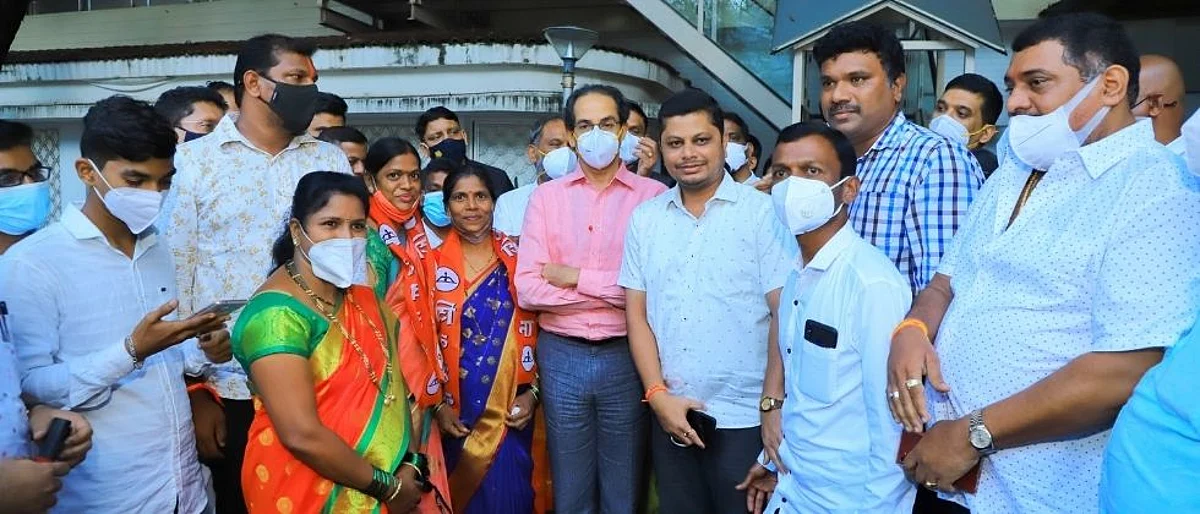 कोकणात शिवसेनेचा नारायण राणेंना धक्का