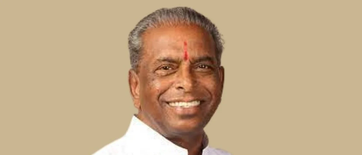मोहन चौहाणला अत्यंत तीव्र वेदनादायी जीव जाईल अशी शिक्षा द्यावी