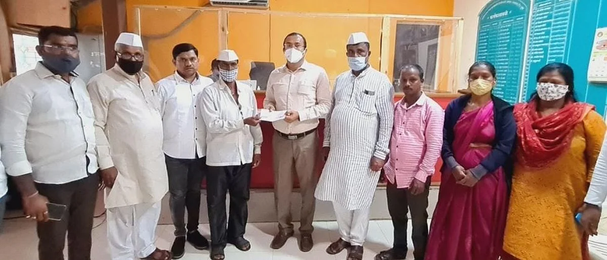 आमदार शेळकेंनी दोनच दिवसांत मिळवून दिला चार लाखांचा सरकारी चेक
