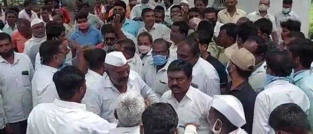 ग्रामसभेत विखे समर्थकच परस्परात भिडले