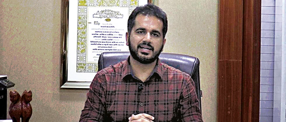 collector satara