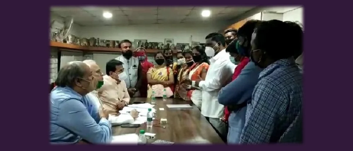 पिंपरी-चिंचवड काँग्रेस जिल्हा अध्यक्ष आमच्या तिघांपैकी एकाला करा