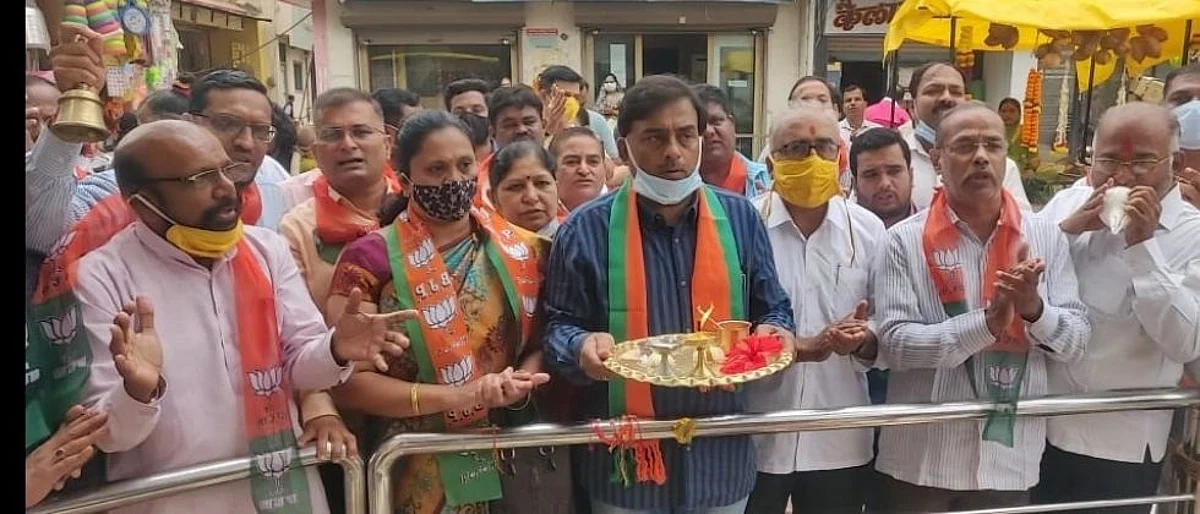मंदिरे उघडण्याच्या आंदोलनात अण्णा हजारेही आमच्या बरोबर - महेंद्र गंधे