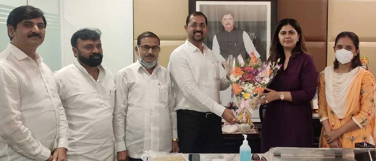ऊसतोड कामगाराचा मुलगा उपमहापौर झाल्याबद्दल पंकजा मुंडेंनी व्यक्त केला आनंद