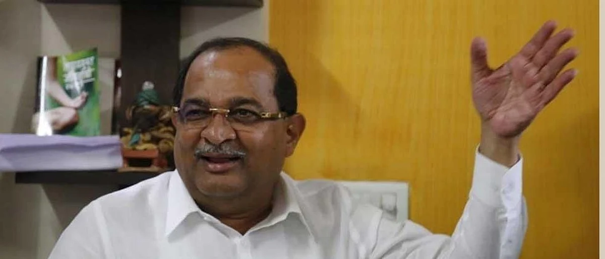 अधिकाऱ्यांची ही तुघलकी कारवाई ! विखे पाटील यांचा आरोप