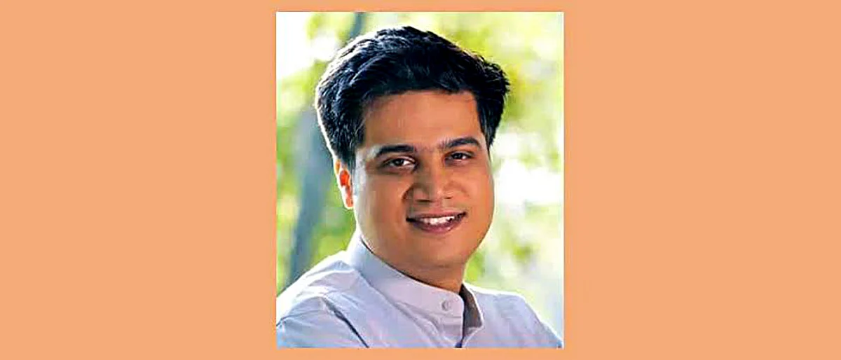 रोहित पवार करणार भूस्खलनग्रस्तांचे दुःख हलकं; उद्या कऱ्हाड, पाटण दौऱ्यावर