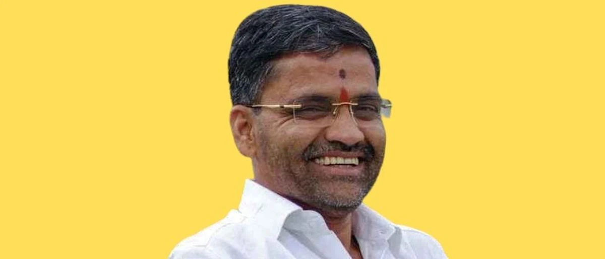 त्या मला रात्री-अपरात्री मेसेज पाठवून म्हणत होत्या... - नीलेश लंके