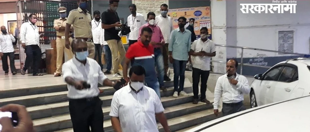 लाचखोरीबद्दल स्थायी समितीचा अध्यक्षच अटकेत : पिंपरी-चिंचवडमधील बड्या नेत्यांना धक्का