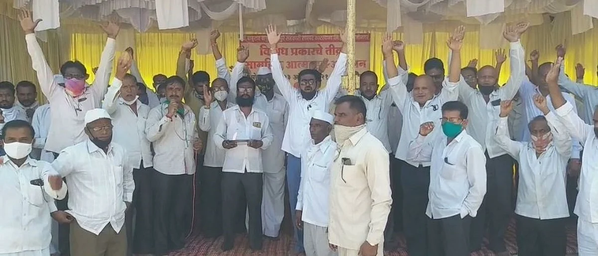 तनपुरे साखर कारखान्याच्या कर्मचाऱ्यांचे विखेंविरोधात आंदोलन