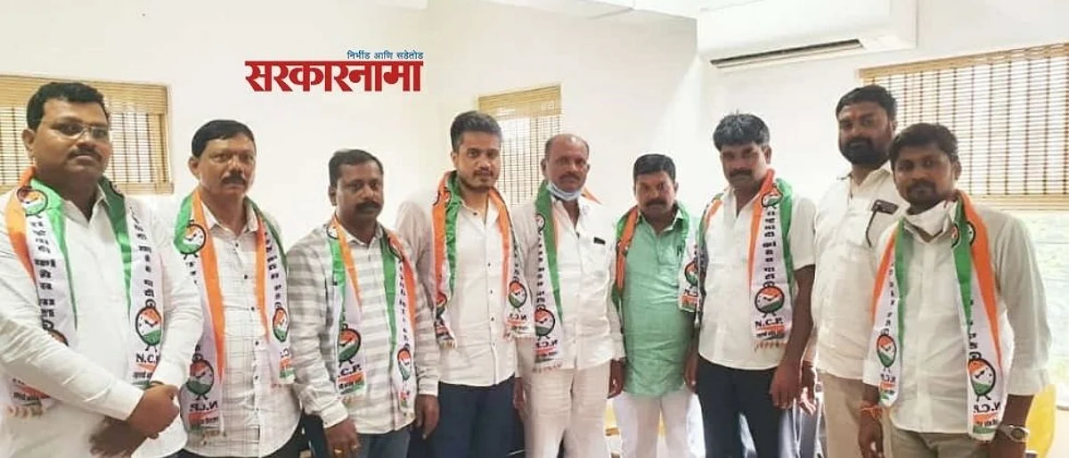 चंद्रकांत पाटलांची पाठ फिरताच.. रोहित पवारांनी भाजपला पाडले खिंडार!