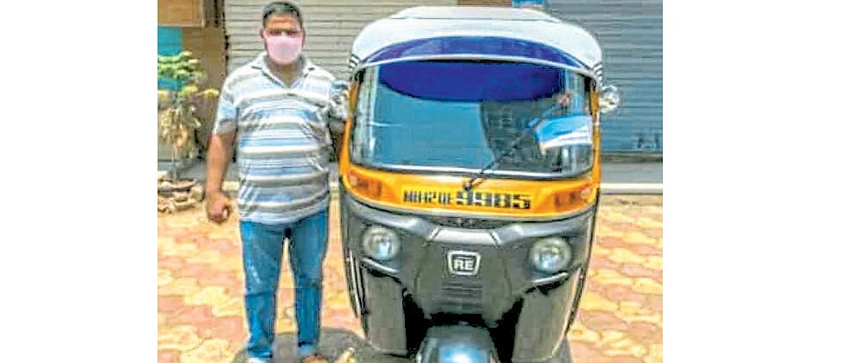 उरुळी कांचनच्या रिक्षाचालकाची अशीही समाजसेवा