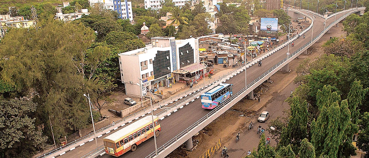 पुण्यातील ते दोन उड्डाणपूल पाडण्यास राज्य सरकारची मान्यता