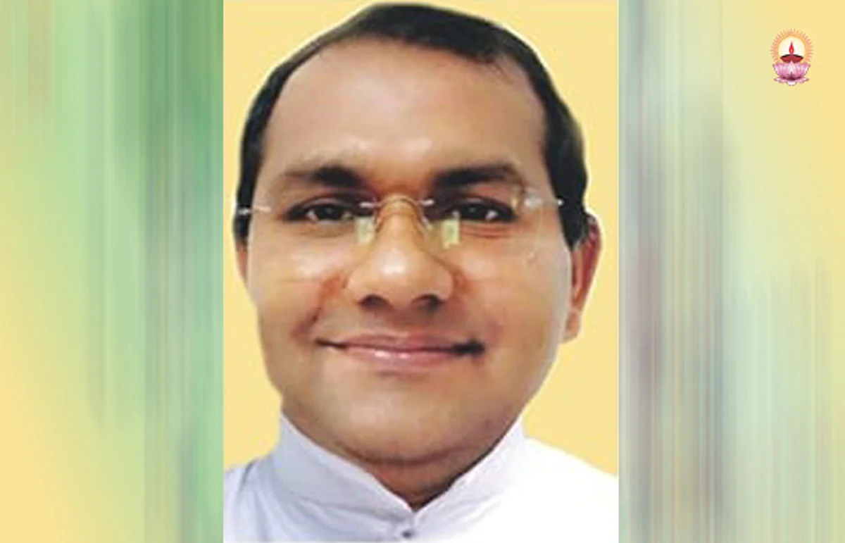 പുതിയ നിയോഗമായികണ്ട് വൈദികന് വൃക്ക ദാനം ചെയ്തു