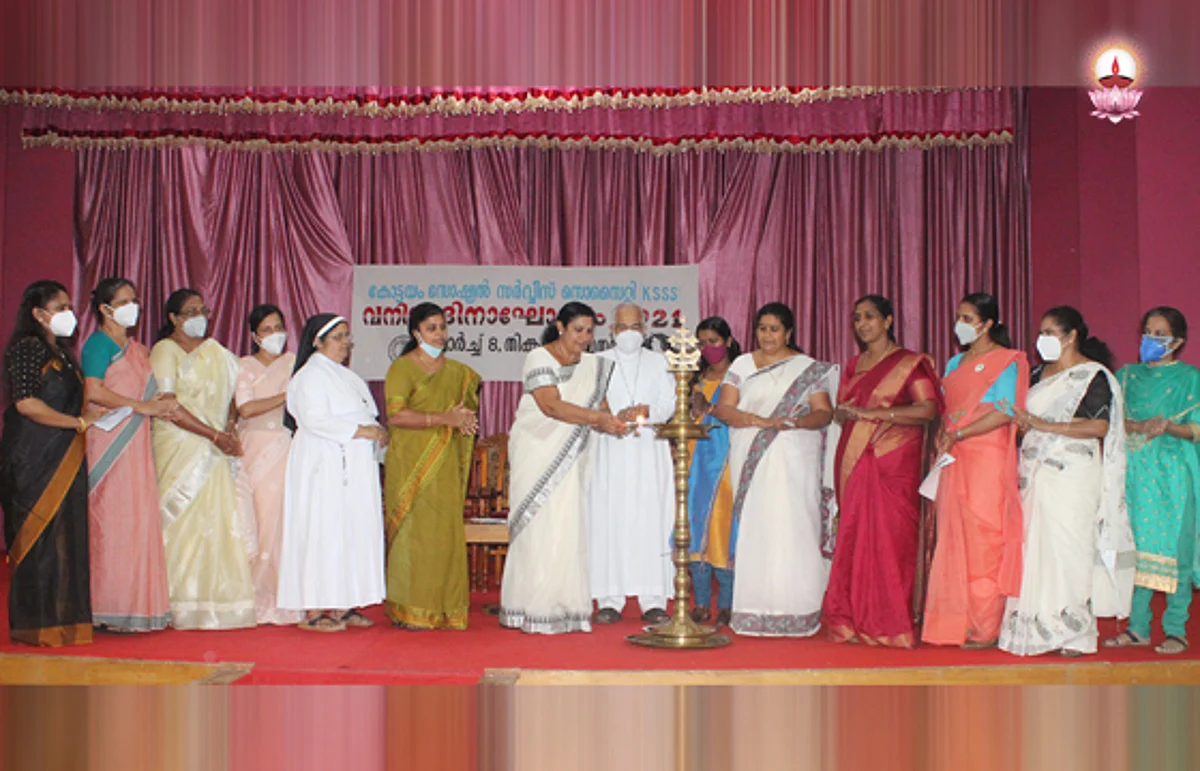 സ്ത്രീ സമൂഹത്തെ അറിയുവാനും അംഗീകരിക്കുവാനും വനിതാ ദിനാചരണങ്ങള് വഴിയൊരുക്കും – മാര് മാത്യു മൂലക്കാട്ട്