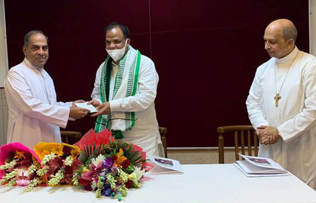 ന്യൂഡല്ഹിയിലെ അന്ധേരിയ മോഡില് പള്ളി തകര്ത്തത് മത സ്വാതന്ത്ര്യത്തിനെതിരെയുള്ള കടന്നുകയറ്റമെന്ന് കേന്ദ്ര ന്യൂനപക്ഷകാര്യ മന്ത്രി ശ്രീ ജോണ് ബാര്ലക്ക്