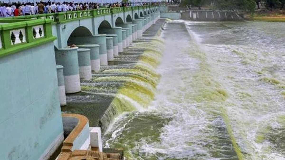 தமிழகத்தில் 11 மாவட்டங்களுக்கு வெள்ள அபாய எச்சரிக்கை