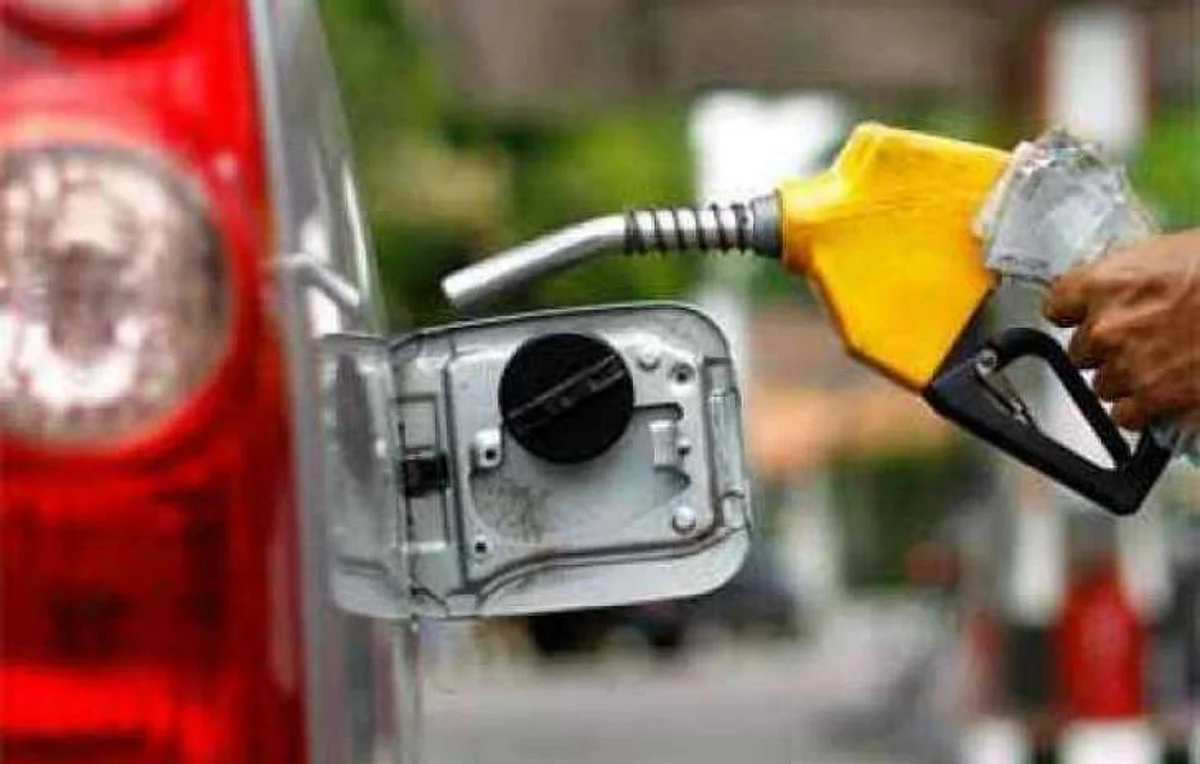 95 ரூபாயை தாண்டியது பெட்ரோல் விலை: ரூ.100ஐ நெருங்கும் அபாயம்!
