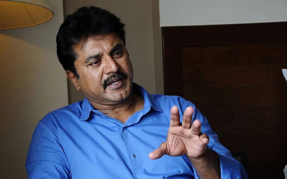 நடராஜன் போல் நானும் விக்கெட் எடுப்பேன், வாய்ப்பு தாருங்கள்: சரத்குமார் பிரச்சாரம்