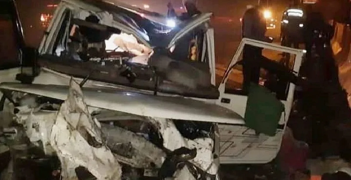Horrific Road Accident on Yamuna Expressway, Four died including three MP Police Personnel