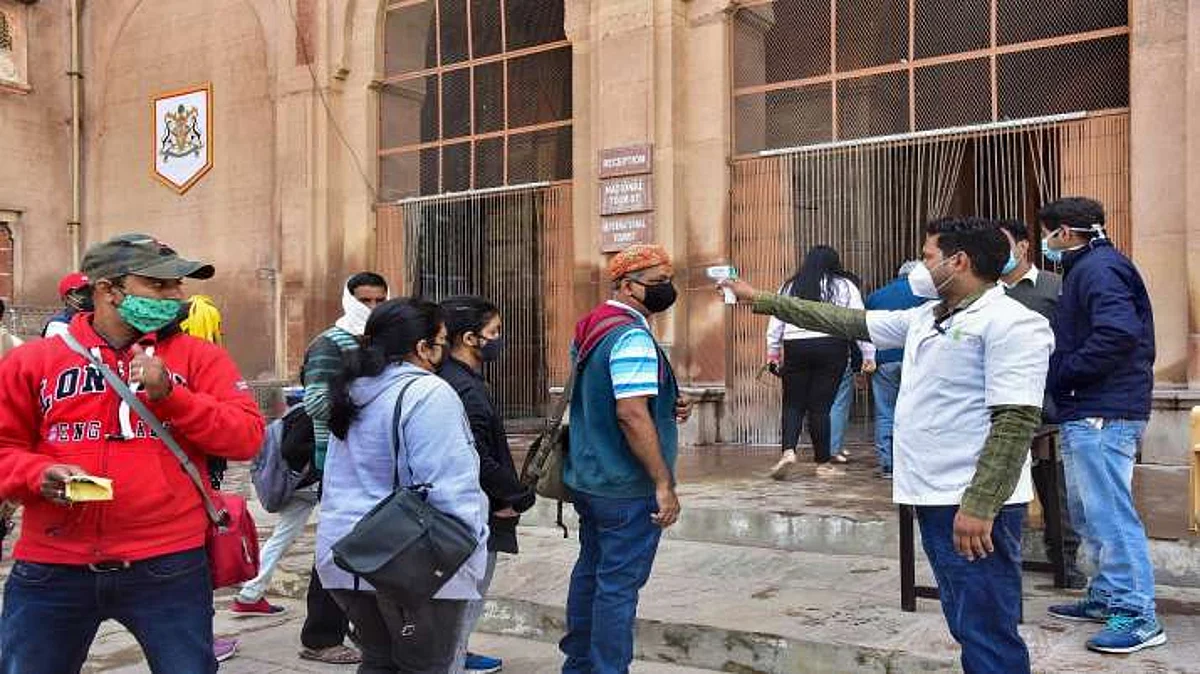 Surge in Corona figures in the country, Omicron tally rises to 961