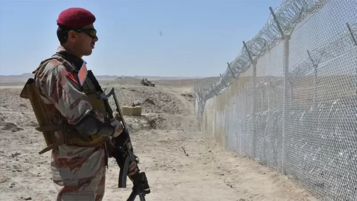 Why Taliban is Removing Barbed Wire from Pak-Afghan Border?