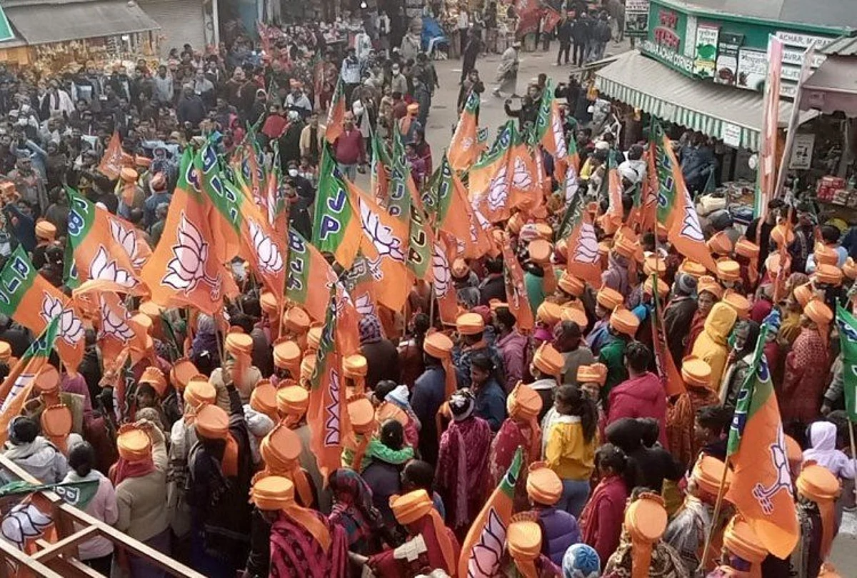 Congress's Letter to Election Commission, Demanding a ban on Large Rallies amid Corona Crisis
