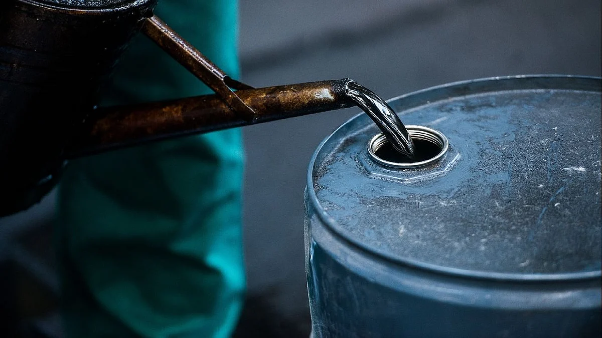 Effect of Russia-Ukraine War: Crude Oil Reaches 10-Year Record High