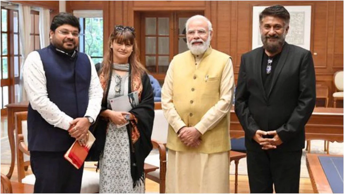 Director Vivek Agnihotri's Film ‘The Kashmir Files’ Praised by PM Modi