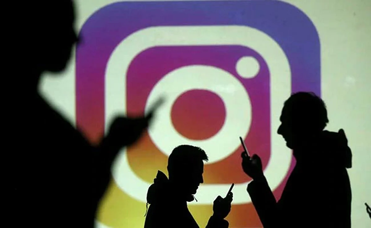 Russia Bans Insta: Influencers Sadly Posts Farewell Message to Fans