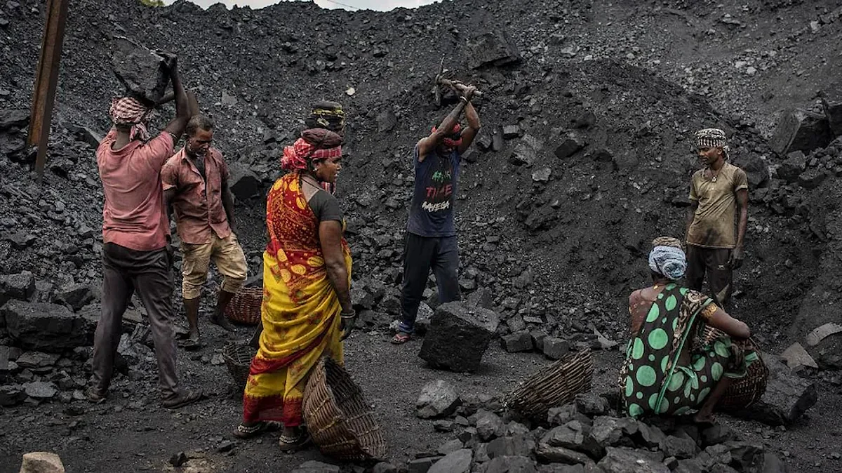 Coal Shortage: Warning of Big Crisis Regarding Trains and Electricty