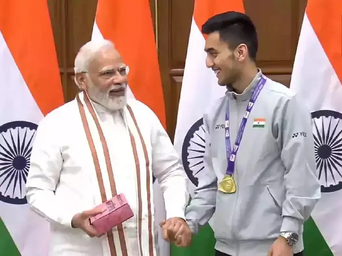 PM Modi Meets Thomas Cup Winners, Players Share their Experiences