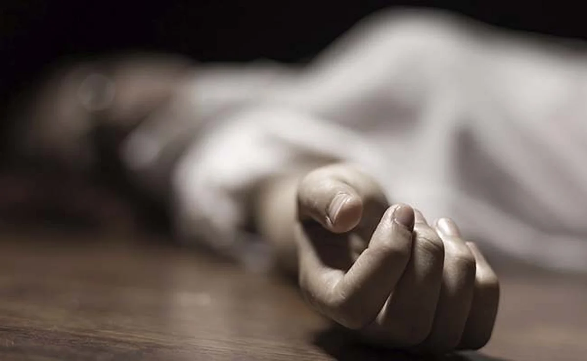 UP: 75-Year-Old Man Suspects Her 66-Year-Old Wife, Murdered Her With a Sharp-Edged Weapon