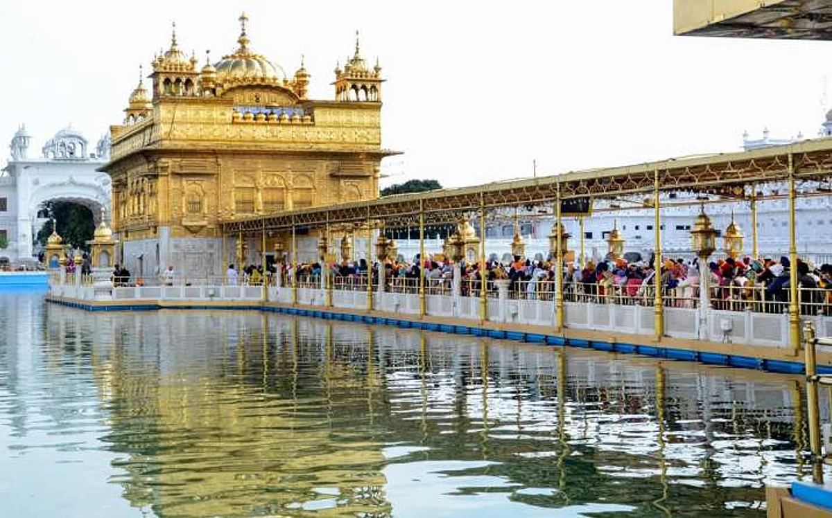 'Khalistan Zindabad' Slogans Raised Outside Golden Temple on Anniversary of Operation Blue Star