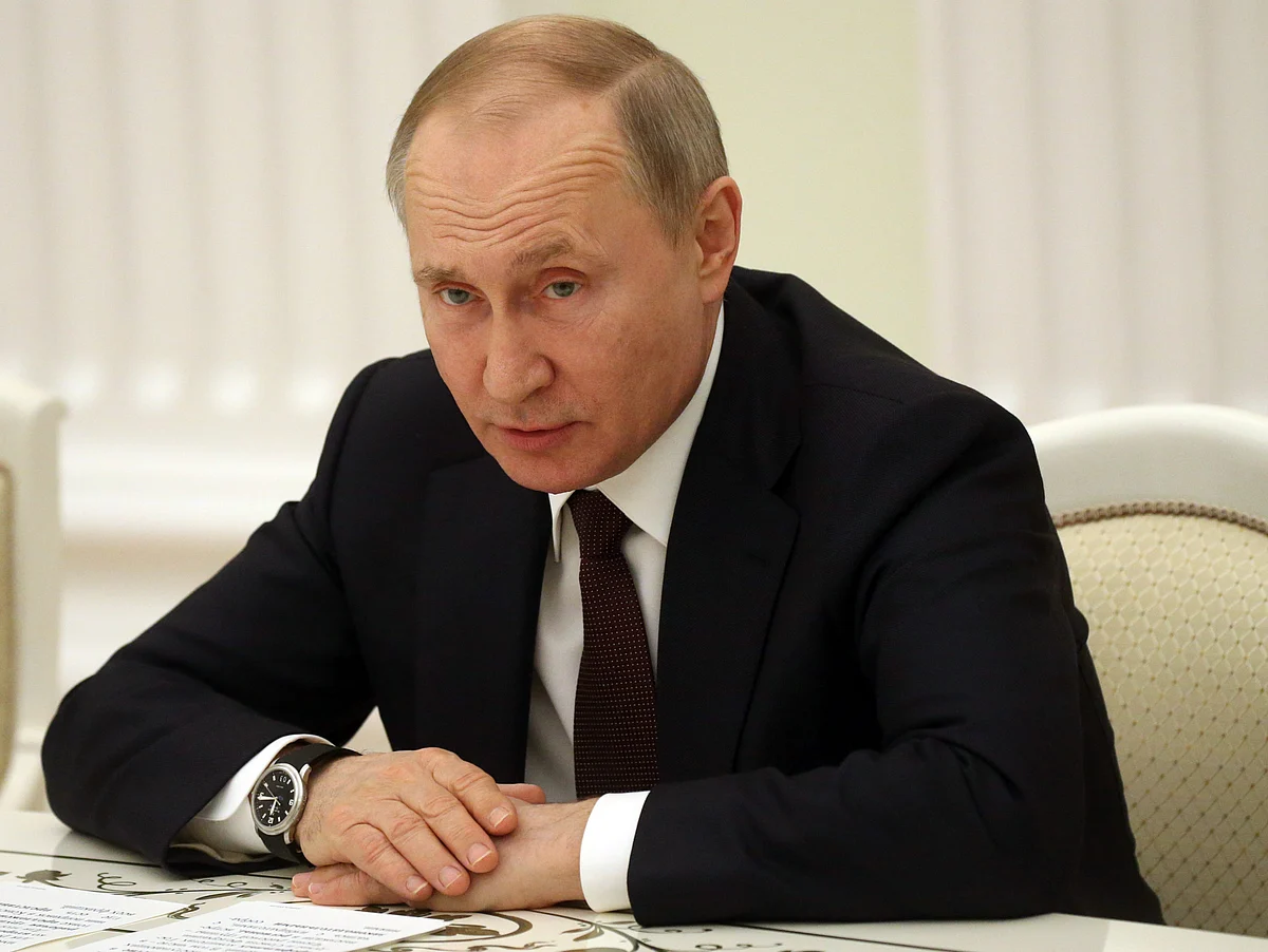 Putin will travel for the first time since February