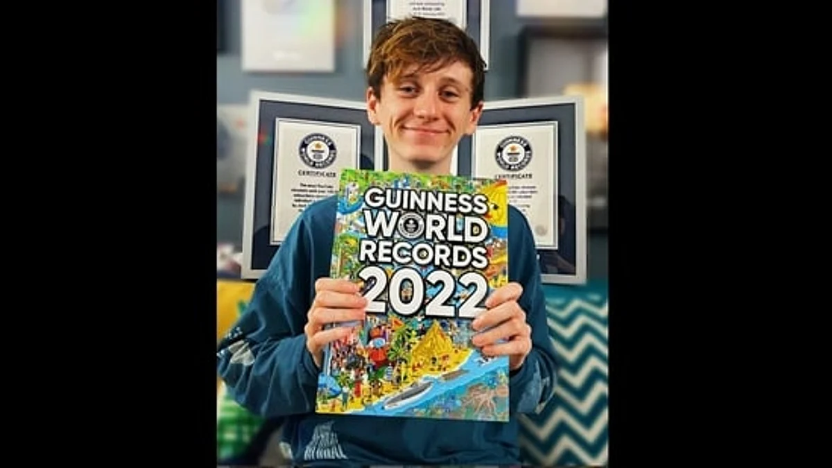 Man With 11 YouTube Channels Over 100,000 Subscribers, Sets World Record
