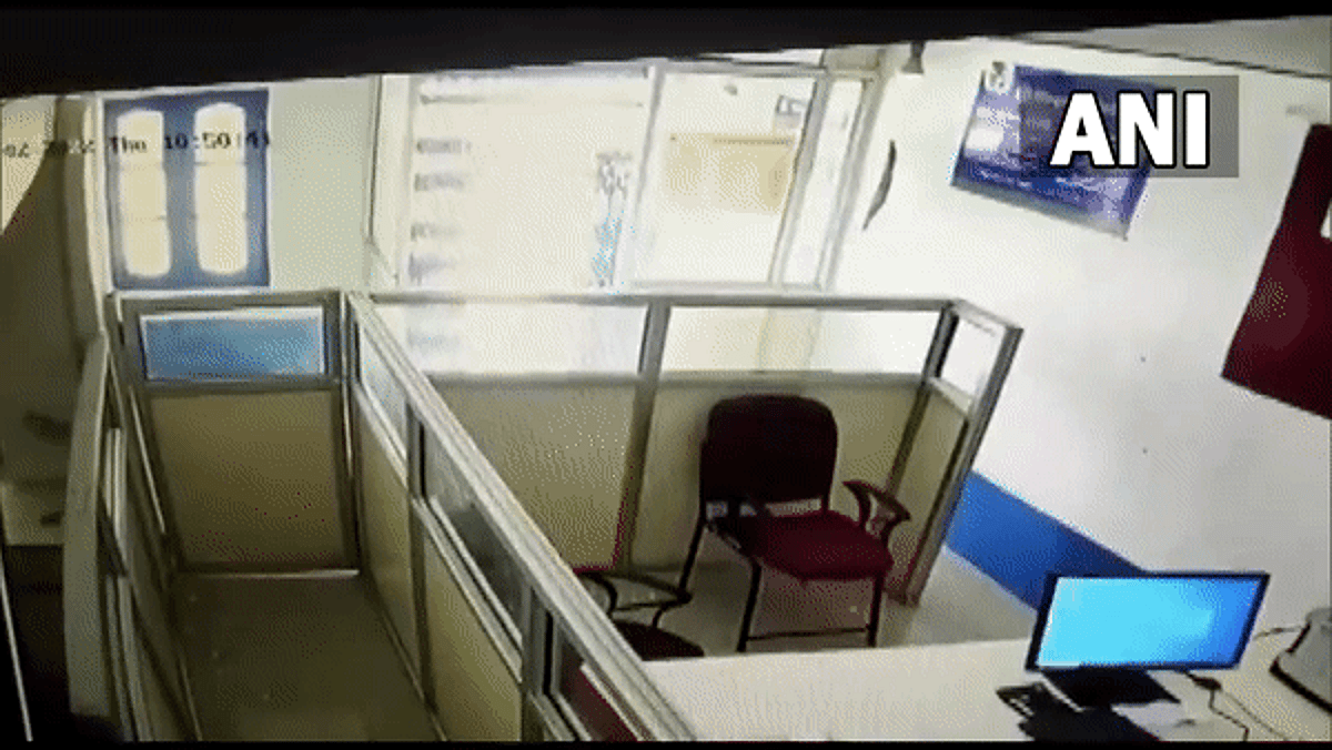 Kashmir Freedom Fighters(KFF) claims responsibility for the murder of the bank manager