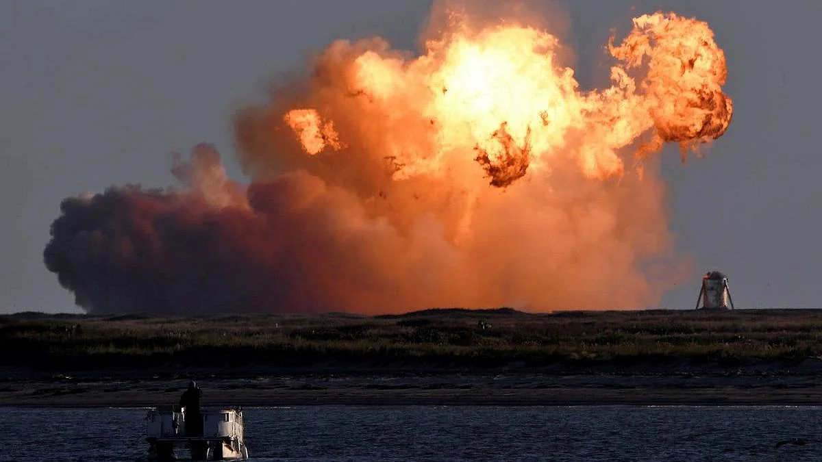Elon Musk's SpaceX Rocket Booster Blasts Into Flames During Test Firing