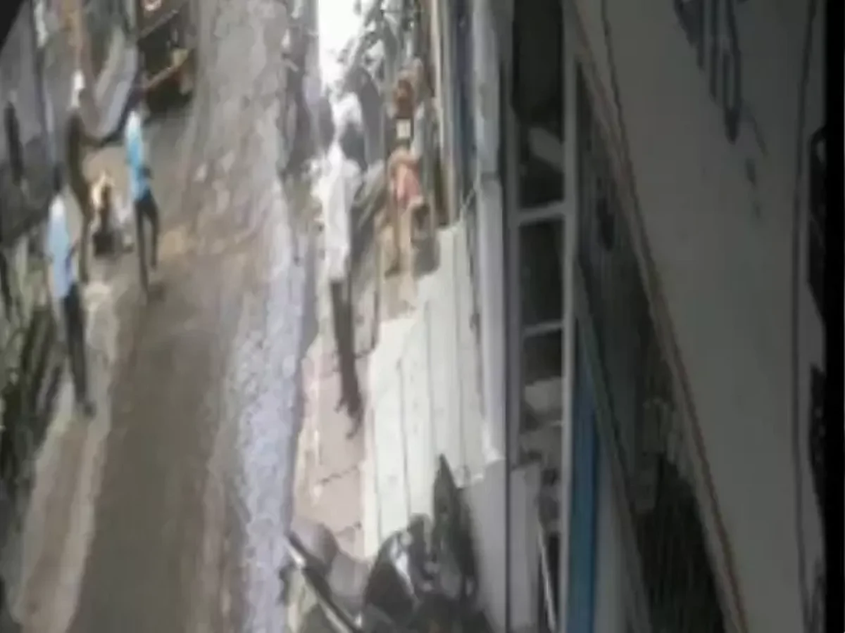 Accused of 2021 Baran Communal Violence, Raees Set Fire to his own Wife in Bhopal Pouring Petrol