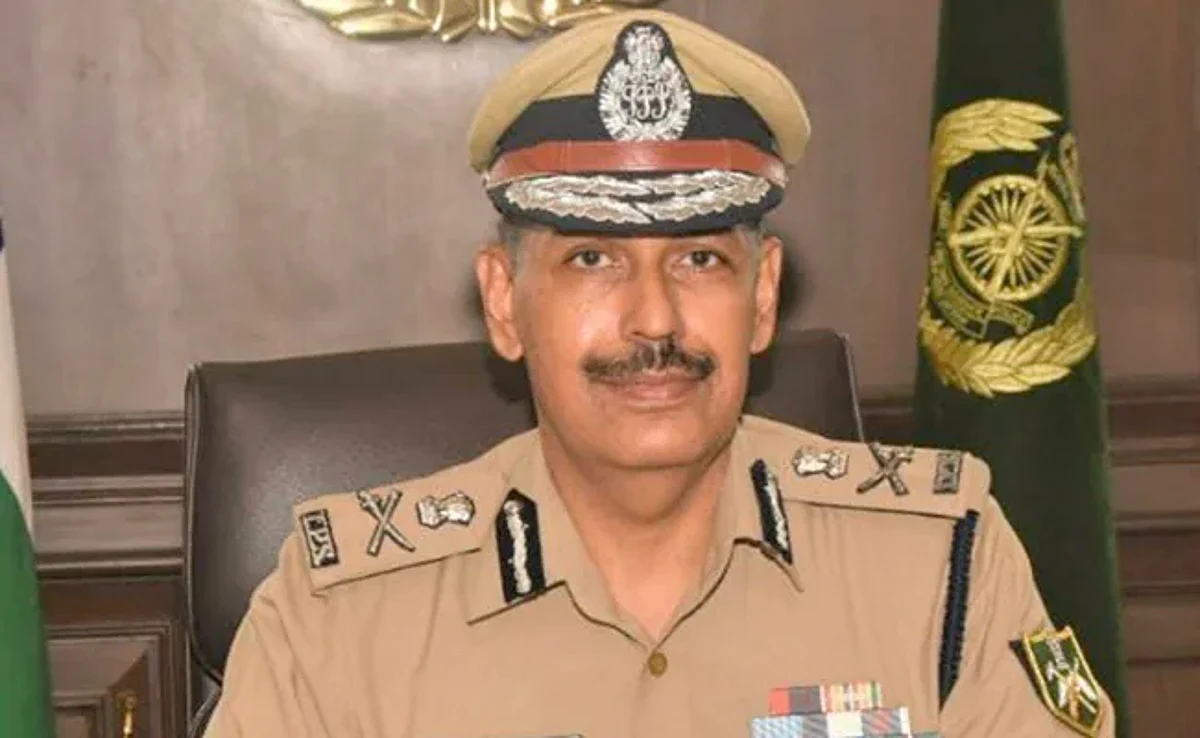 1988 Batch IPS Officer Sanjay Arora takes over as Delhi Police Commissioner
