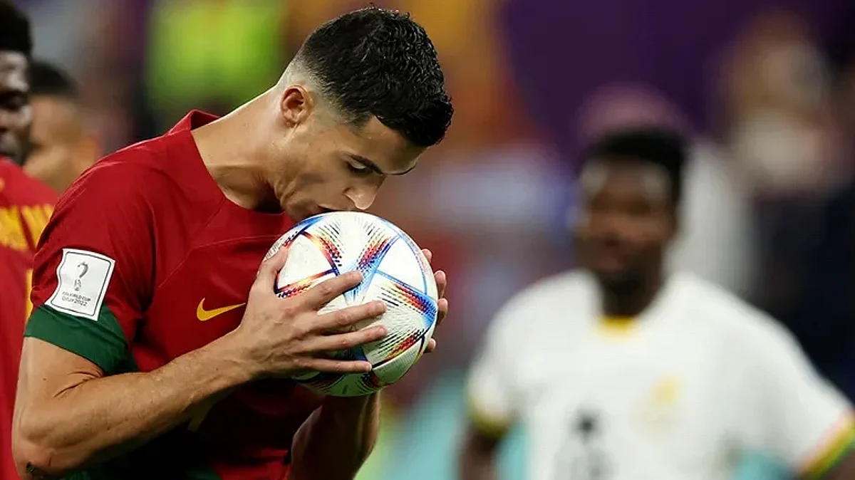 Cristiano Ronaldo Titled As The First Male Player Who Score At 5 World Cups