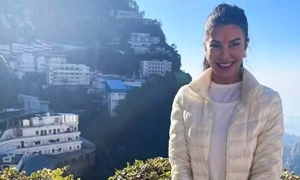 Bollywood Actress Jacqueline Fernandez Visits Shri Mata Vaishno Devi Temple, SEE PICS