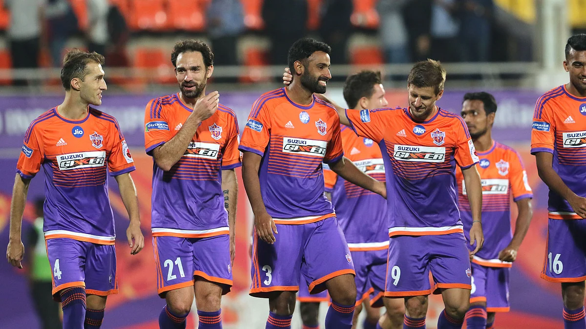 FC Pune City Beat FC Goa 2-0 with Marcelinho and Marko Stankovic Scoring