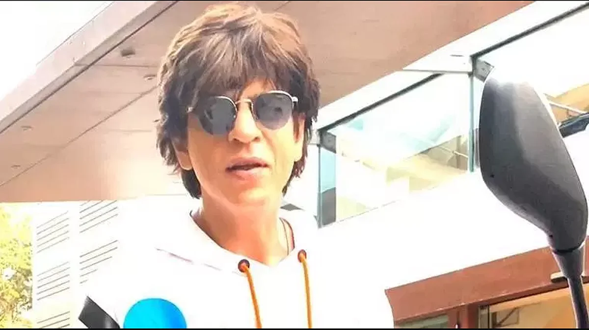 Shah Rukh Khan Cherishes his 27 Years of Bollywood
